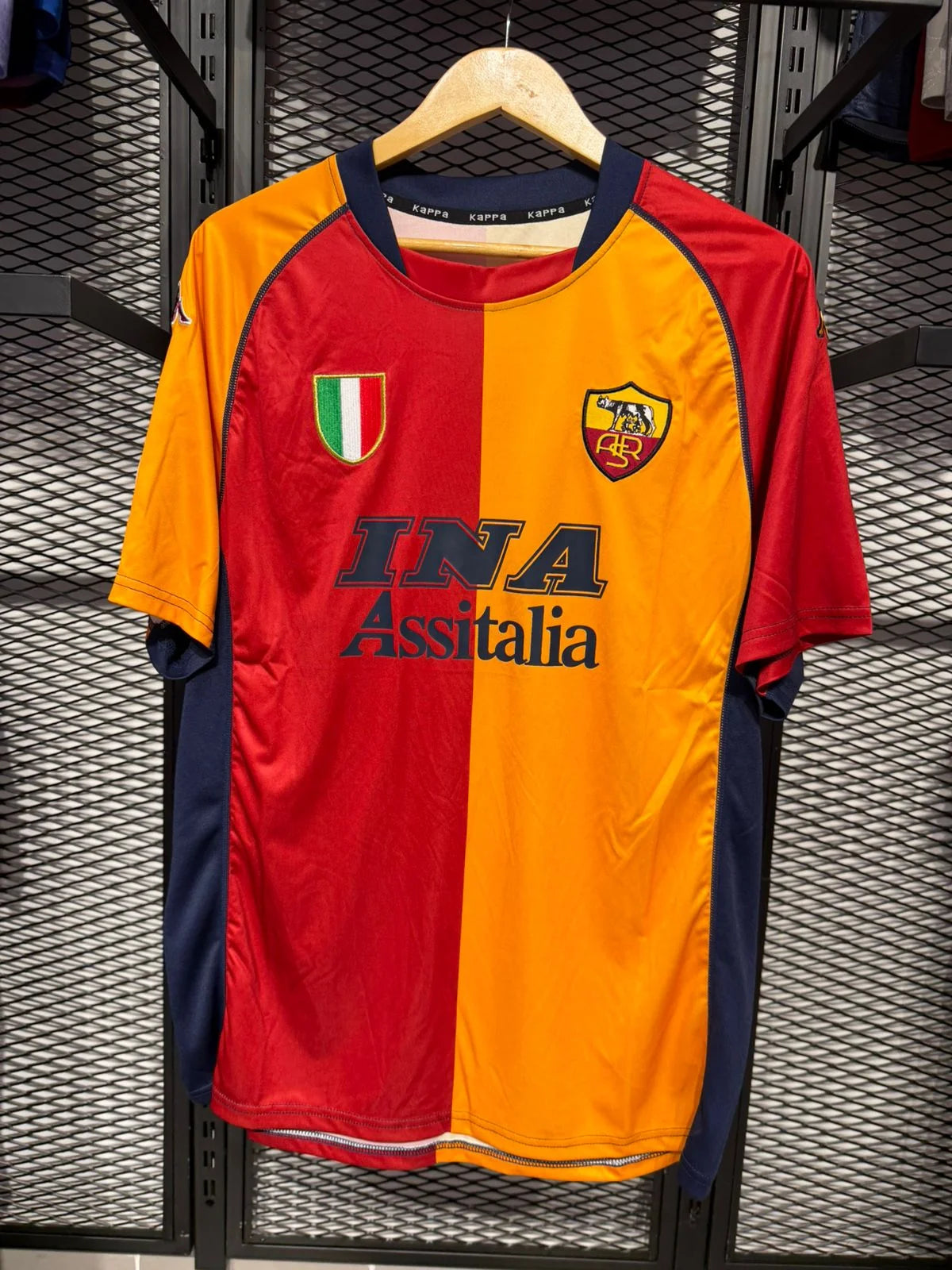 FRANCESCO TOTTI AS ROMA 2001-02 HOME SHIRT