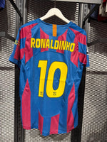 Ronaldinho jersey Barcelona 2006
